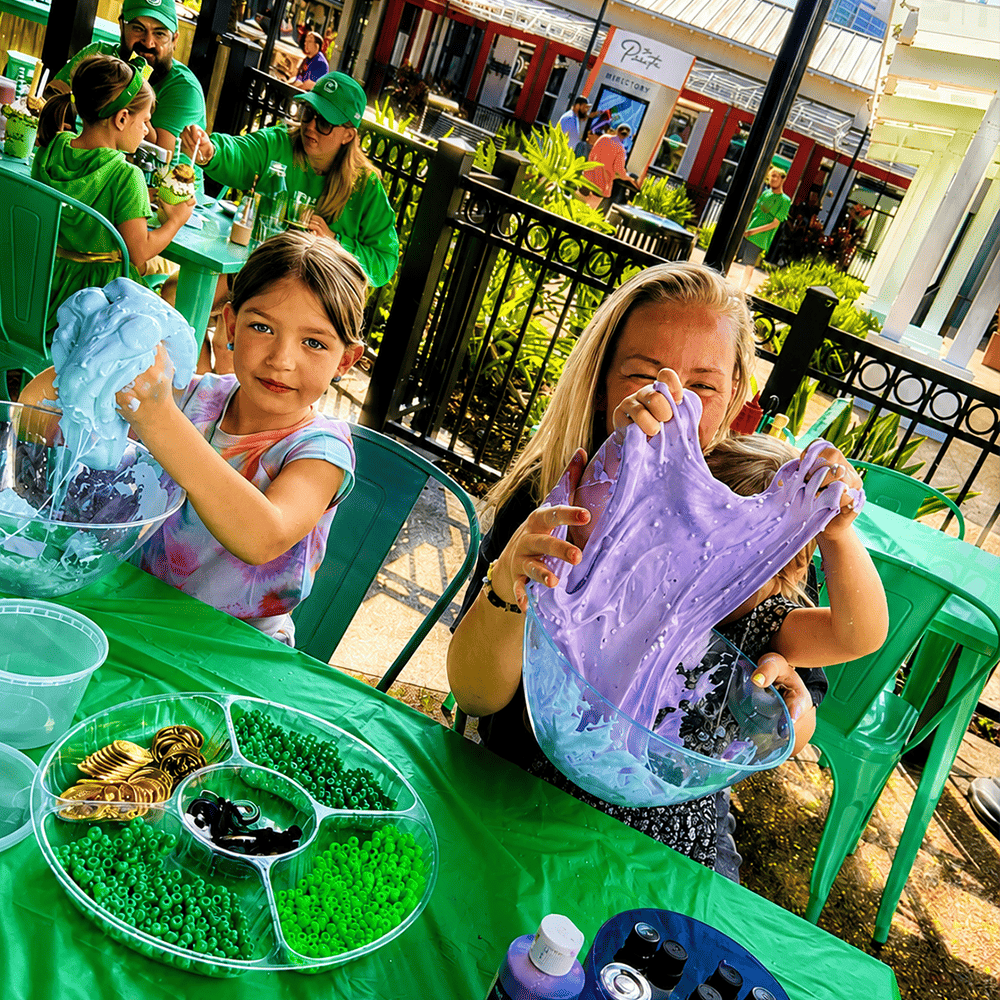 Interactive slime bar setup